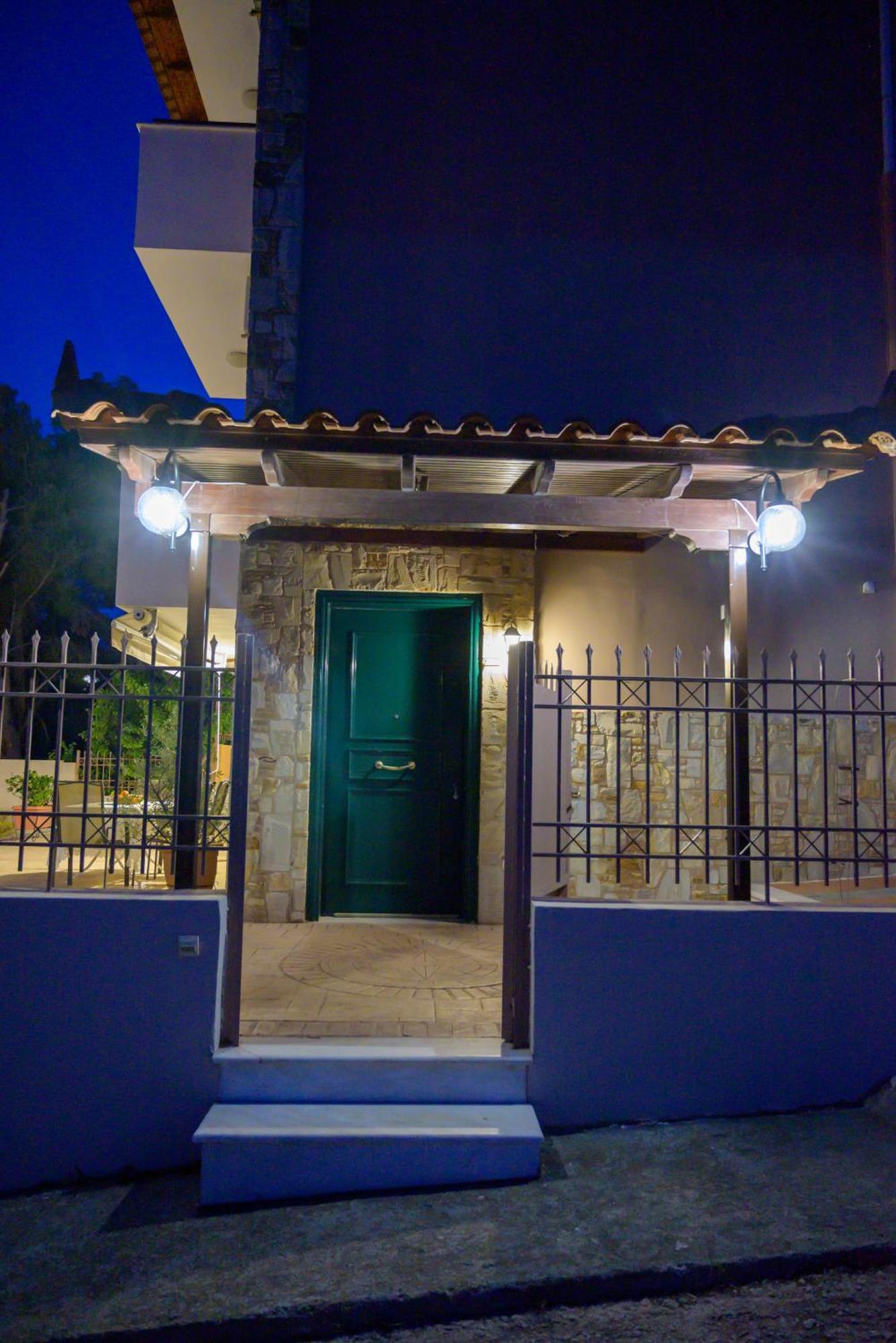 Artemis Riviera Villa Bagian luar foto