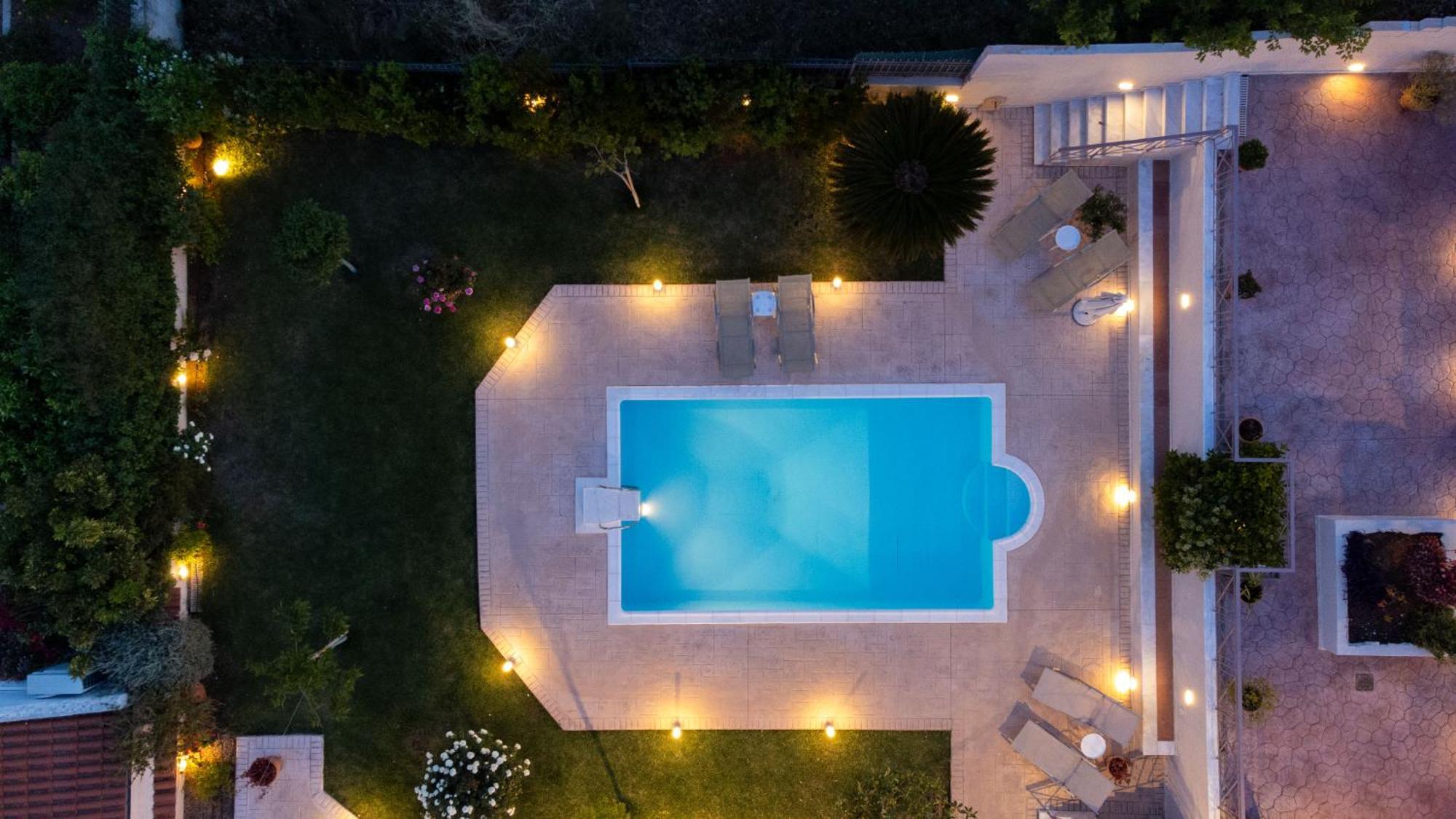 Artemis Riviera Villa Bagian luar foto